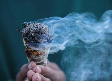Saging (or Smudging), all you wanted to know. - Tree Of Life Shoppe