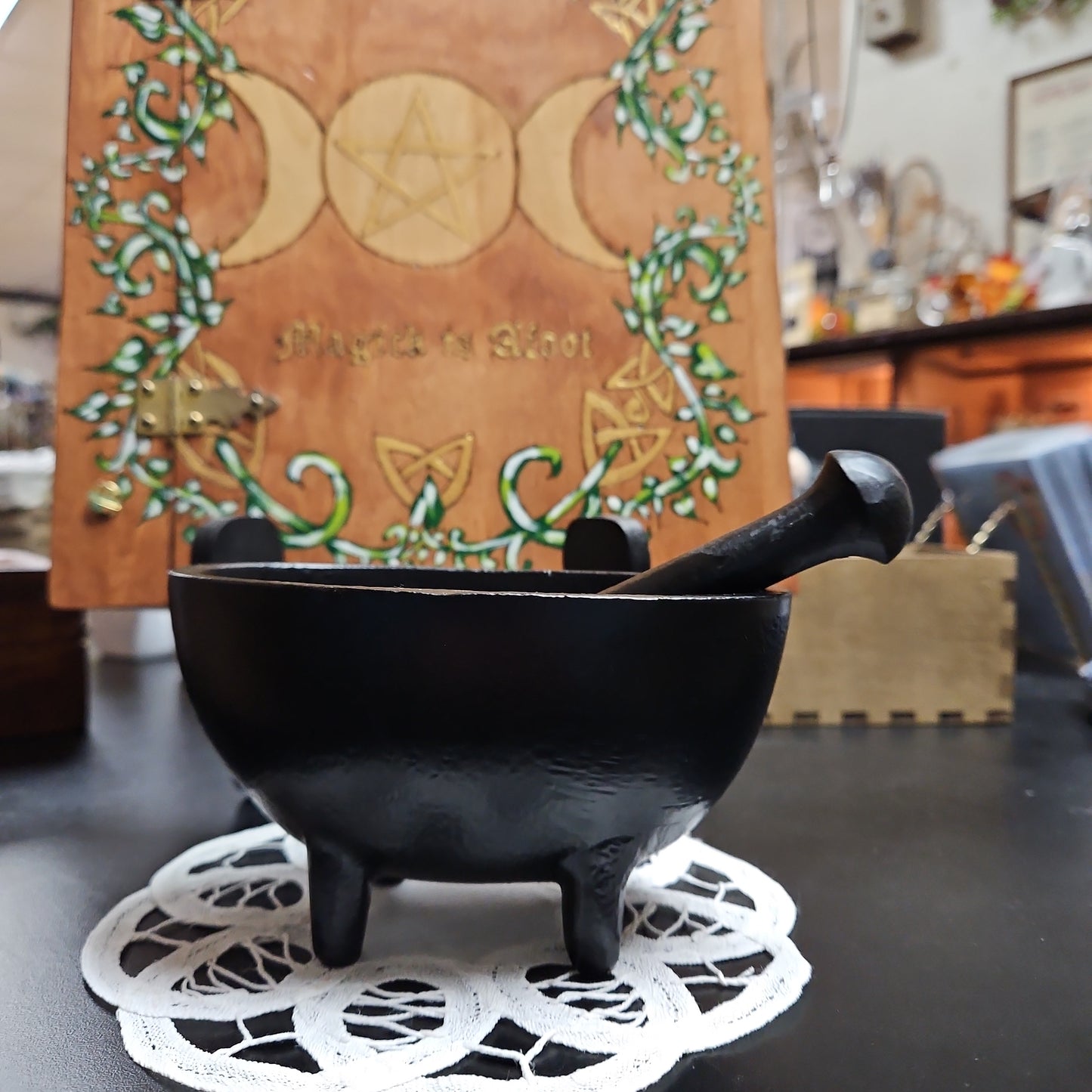 Cast Iron Mortar and Pestle / Cauldron