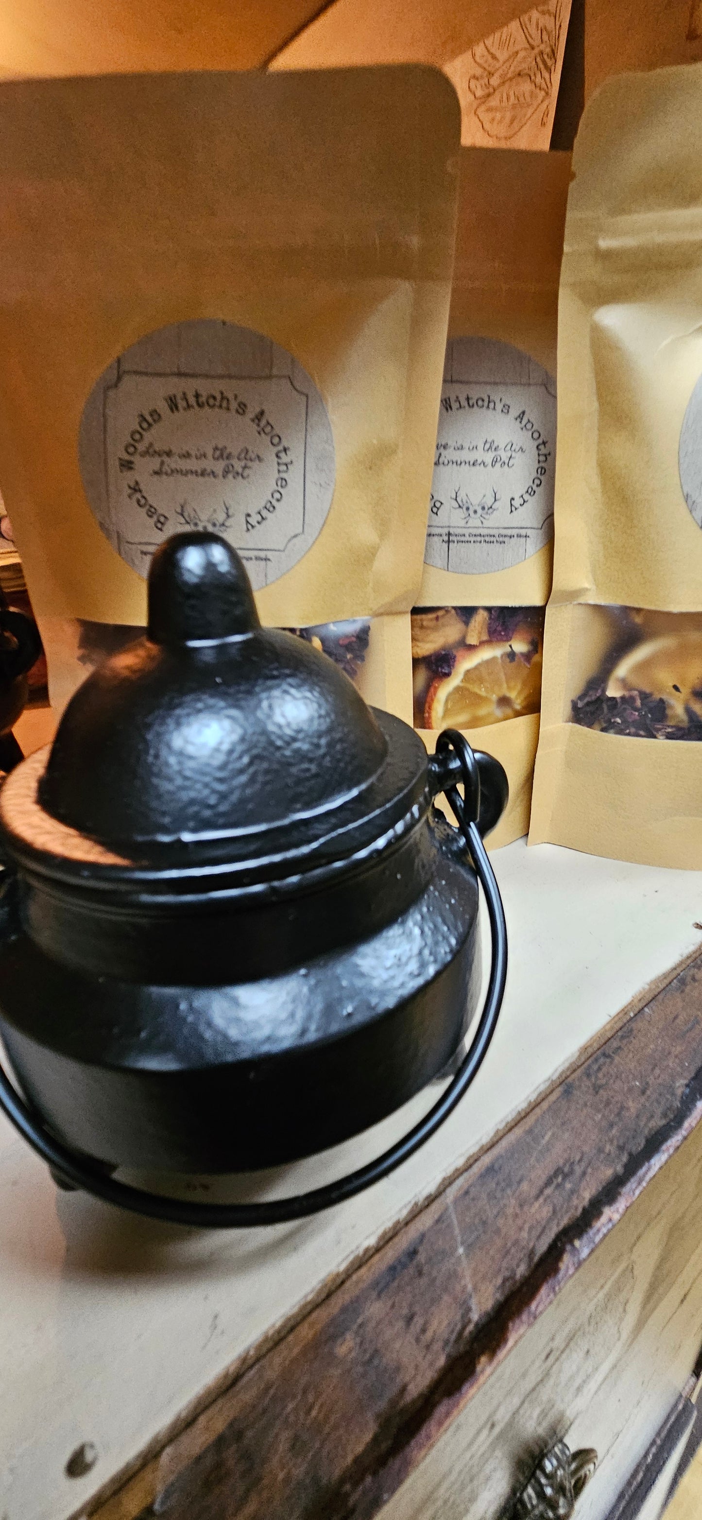 Back Woods Witches' Love is in the Air Simmer Pot