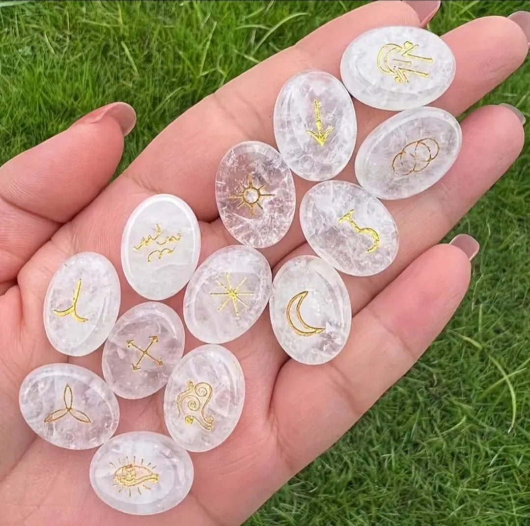Crystal Quartz Witch Casting Stones