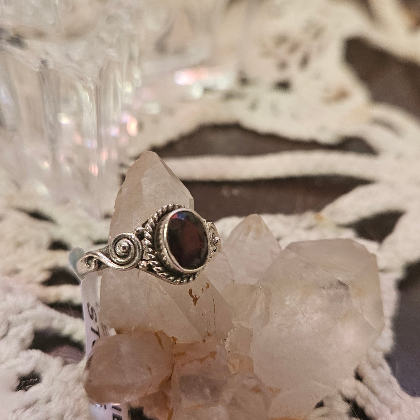 Sterling Silver Oval Garnet Ring - Size 7