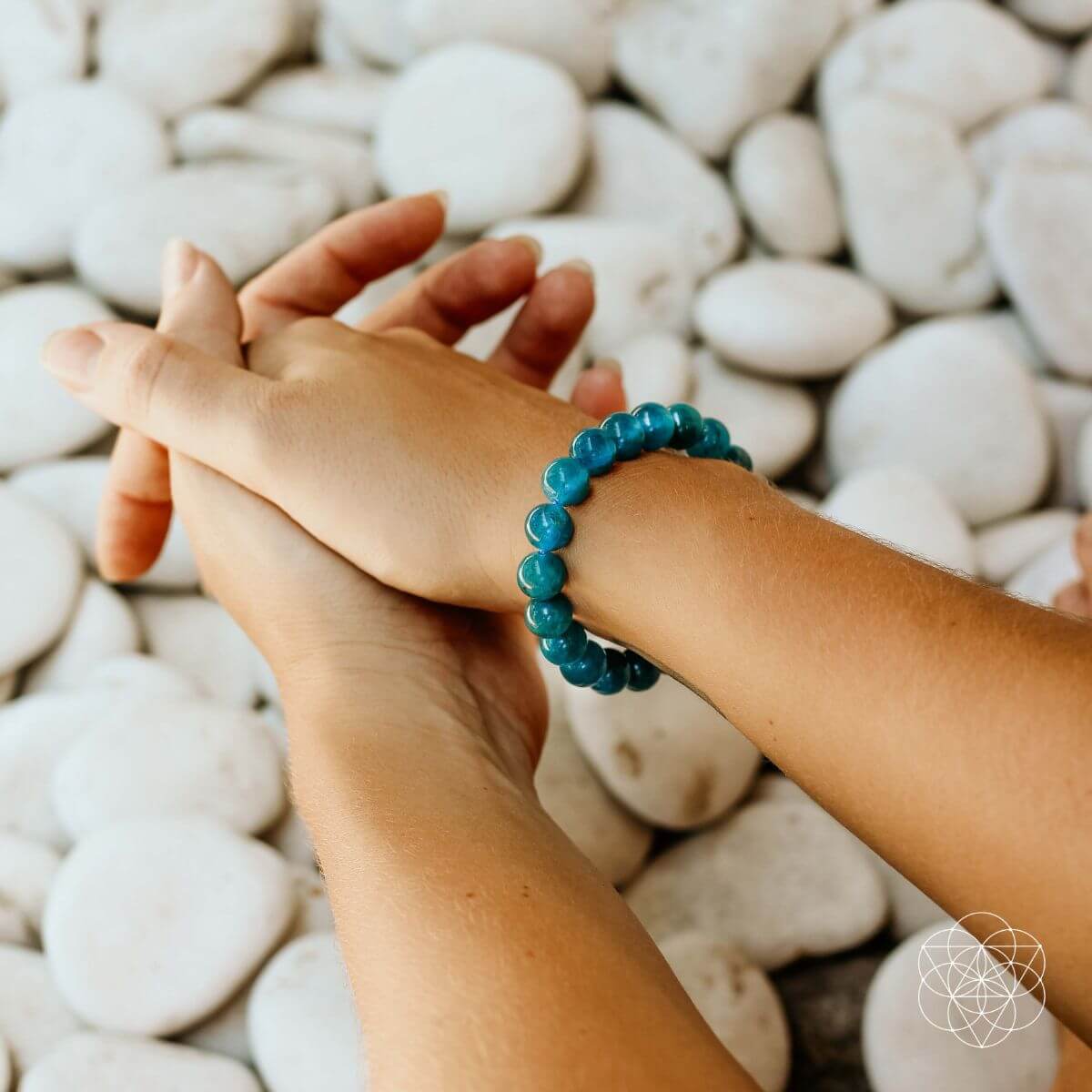 Bracelet - Apatite Bead 8 mm