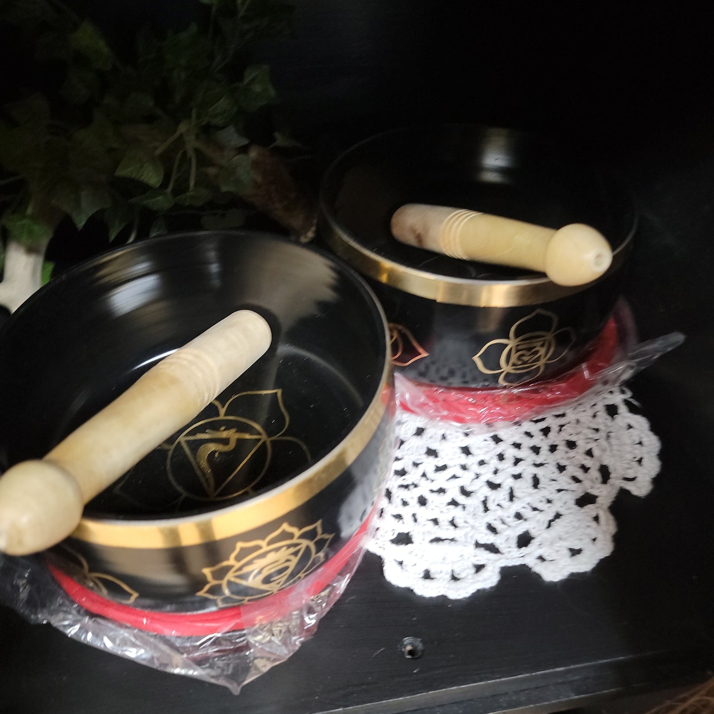 Seven Chakra Singing Bowl 6 inches - Black