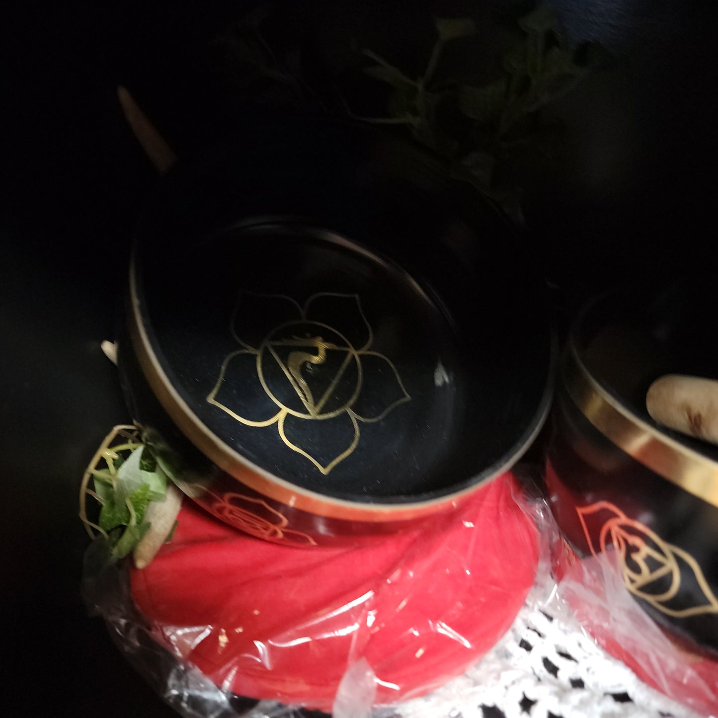Seven Chakra Singing Bowl 6 inches - Black