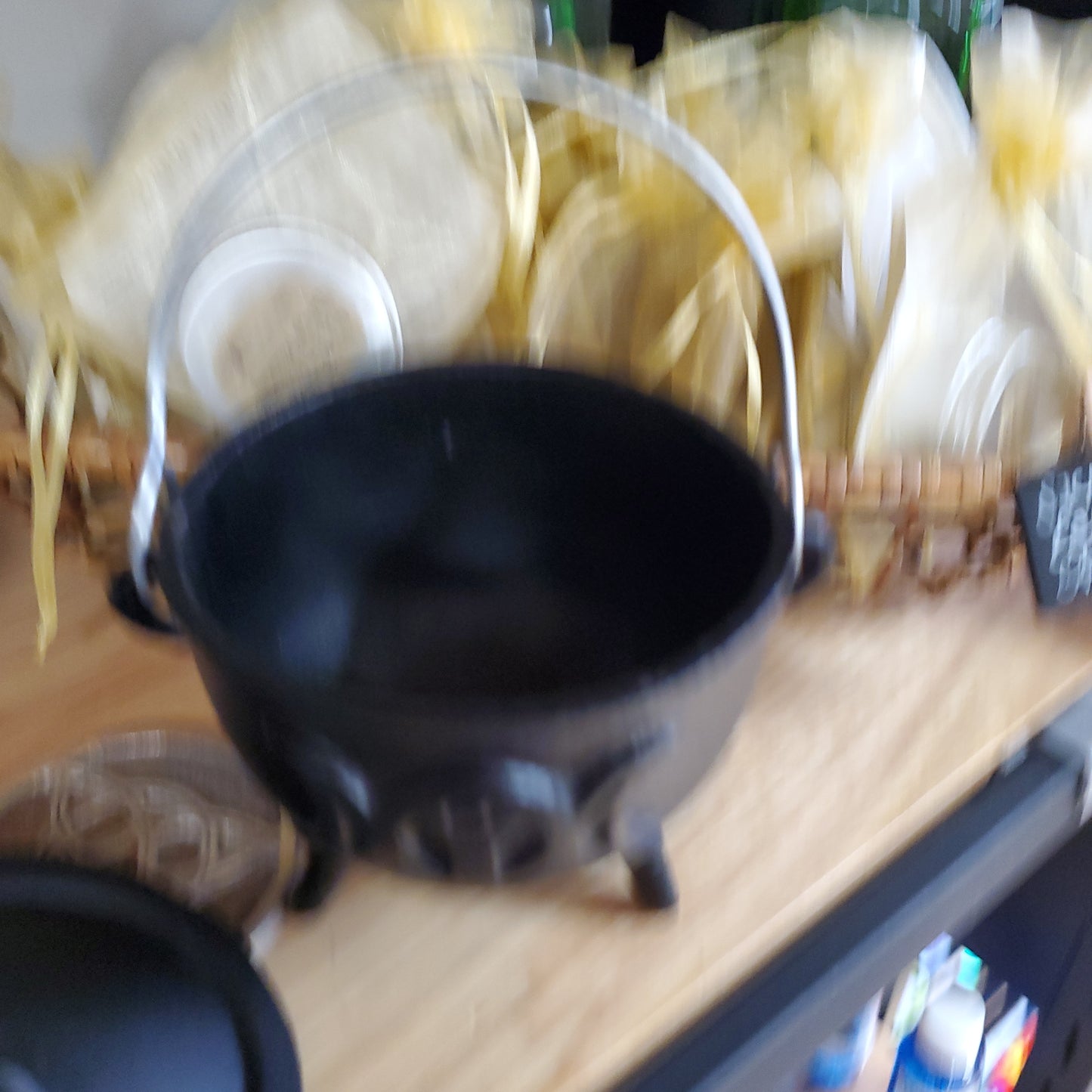 Triple Moon cast iron cauldron with lid 4"