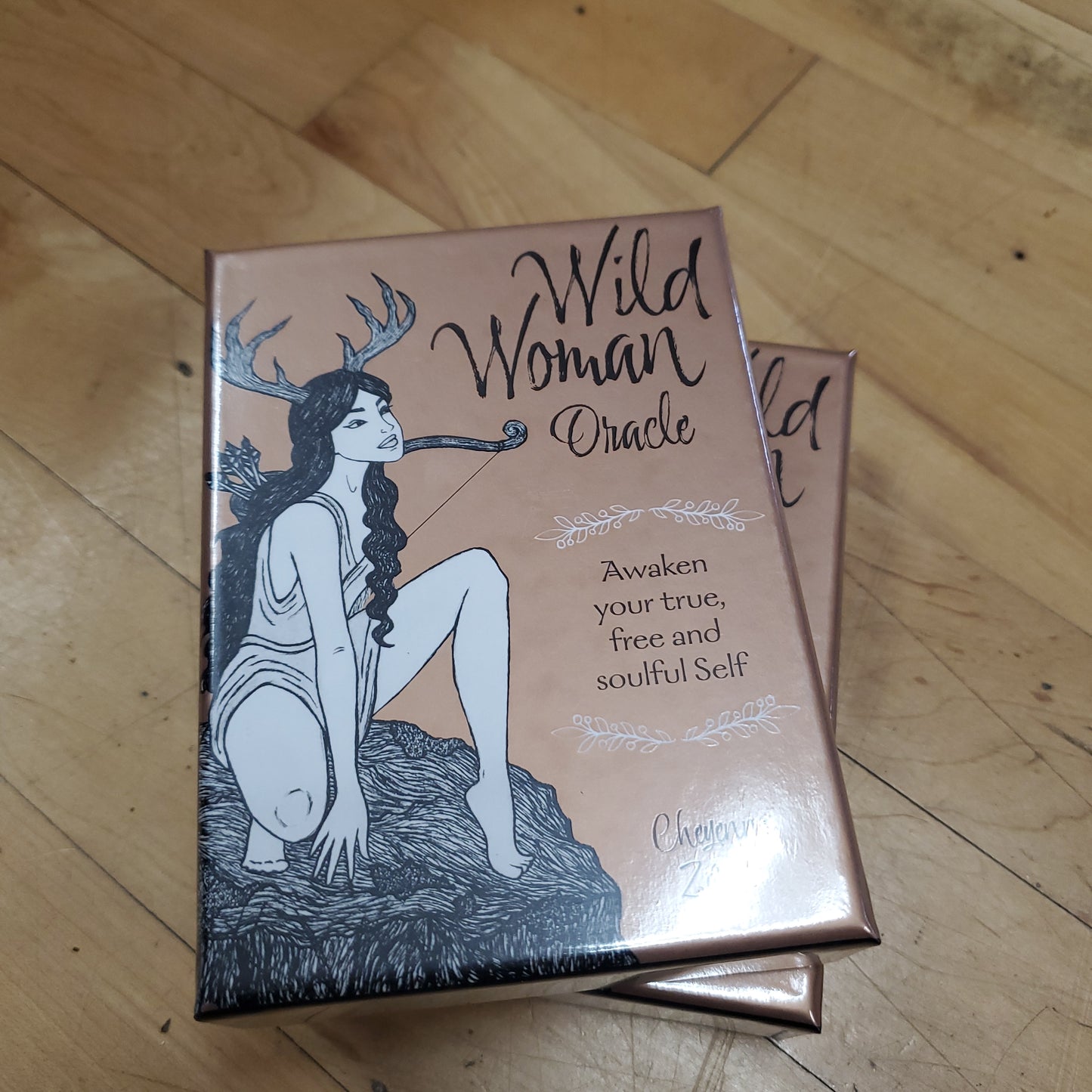 Wild Woman Oracle (44 Cards & 144 Page Guidebook)