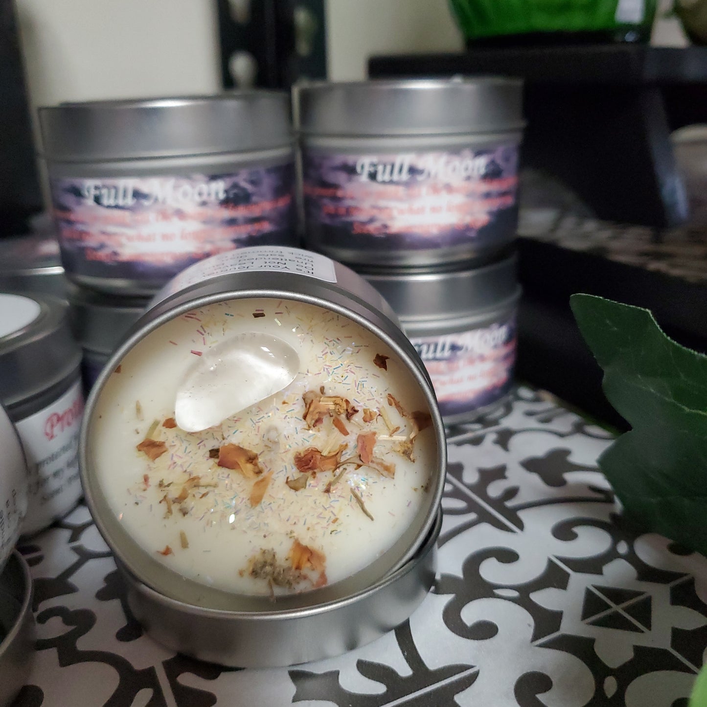Magical Crystal and Herb Candle Tin - Full Moon
