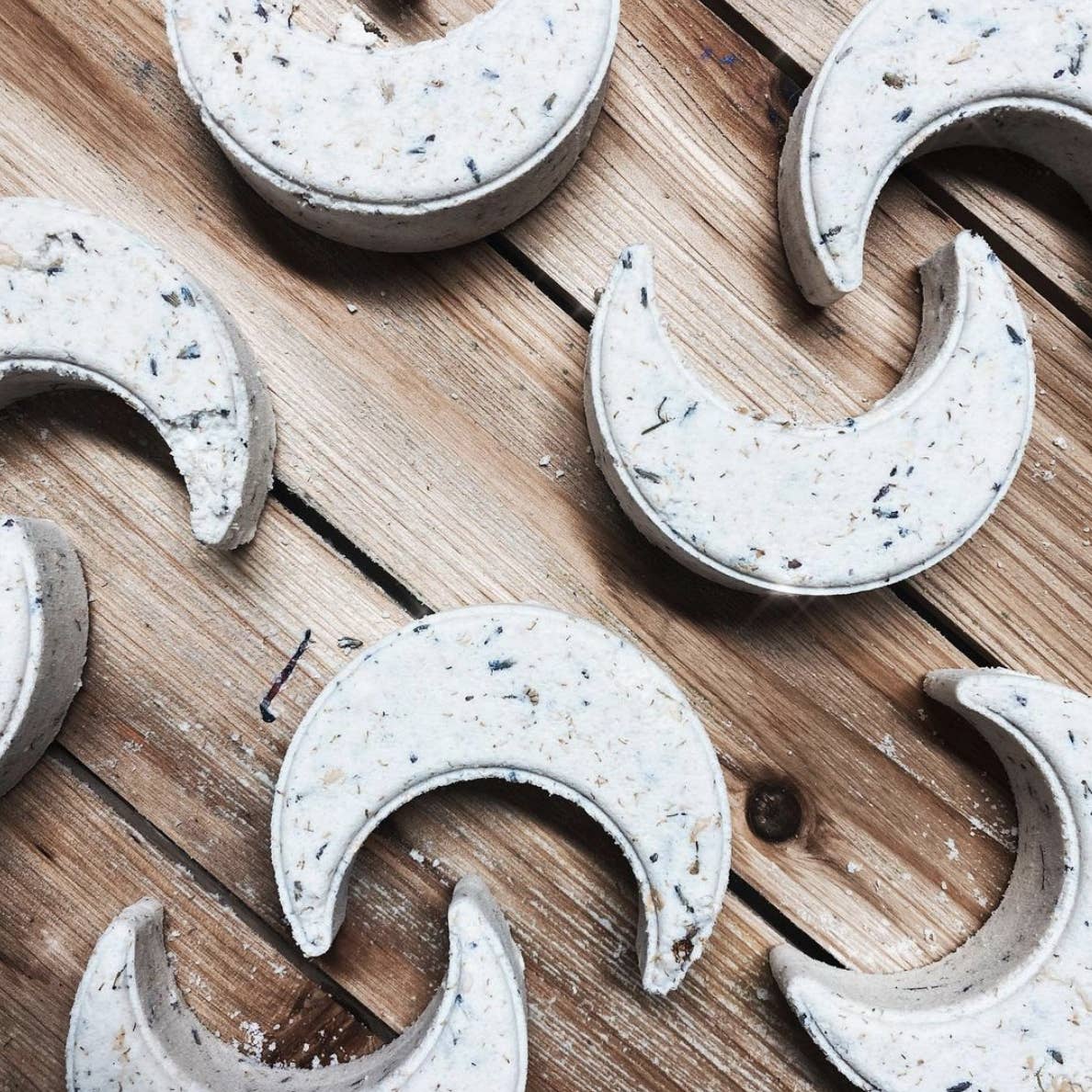 Selene Crescent Moon Bathbomb