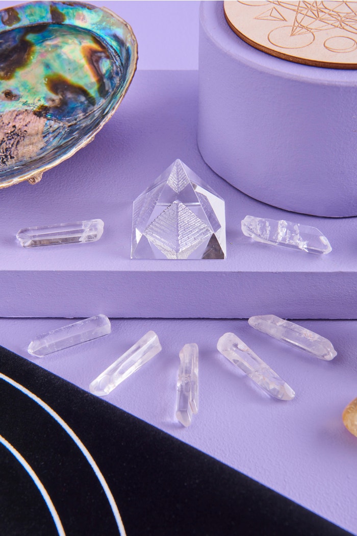 Seven Chakra - Altar Starter Kit