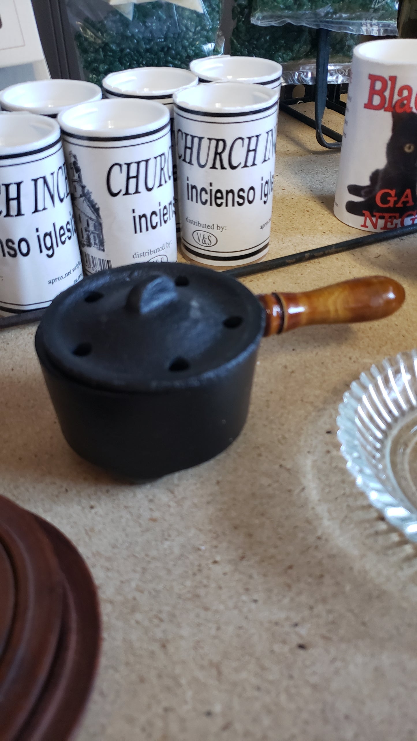 Cast Iron Couldron with Wooden Handle 5" - Tree Of Life Shoppe