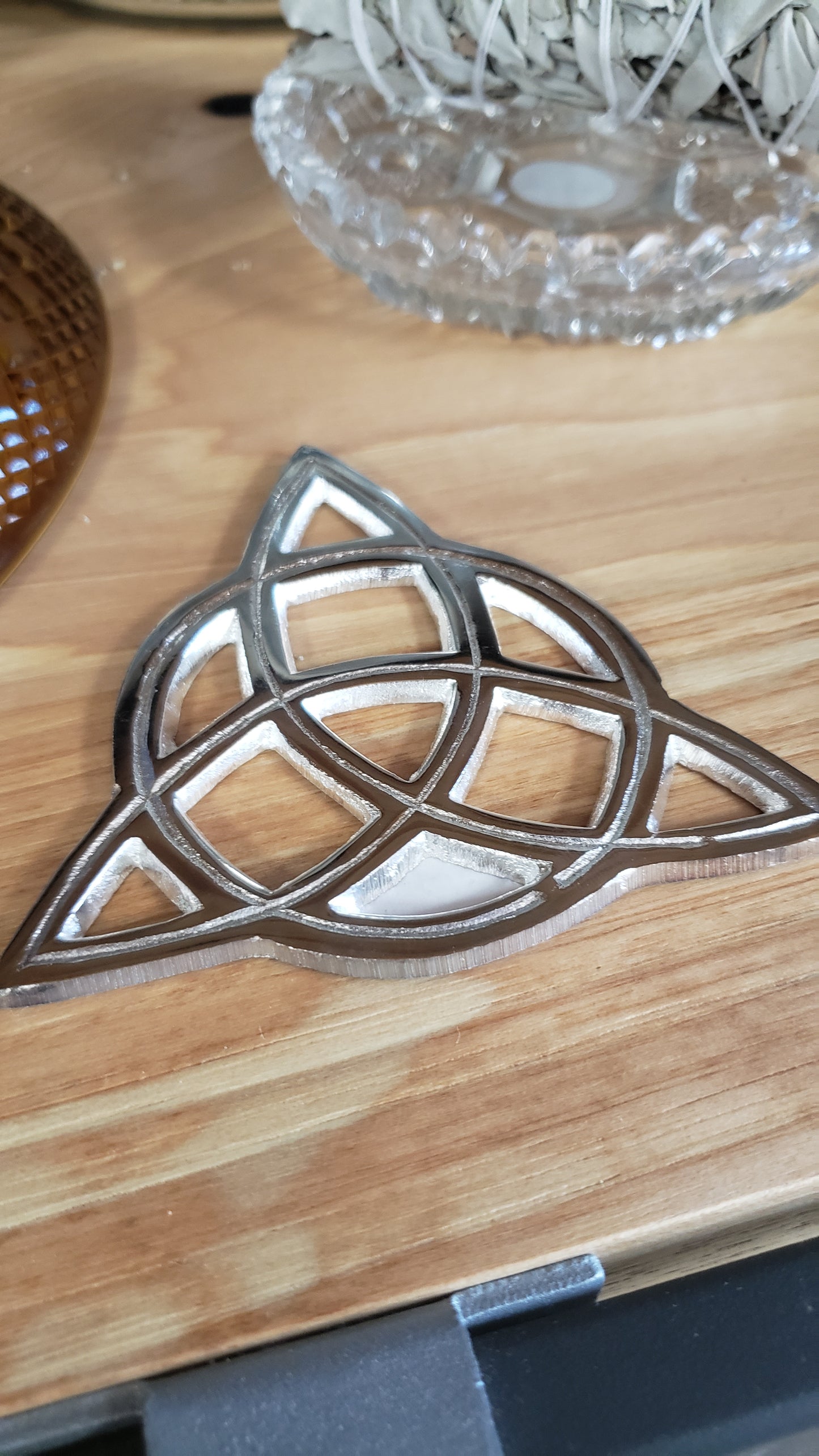 Triquetra Open Cut Altar Tile 3" - Tree Of Life Shoppe