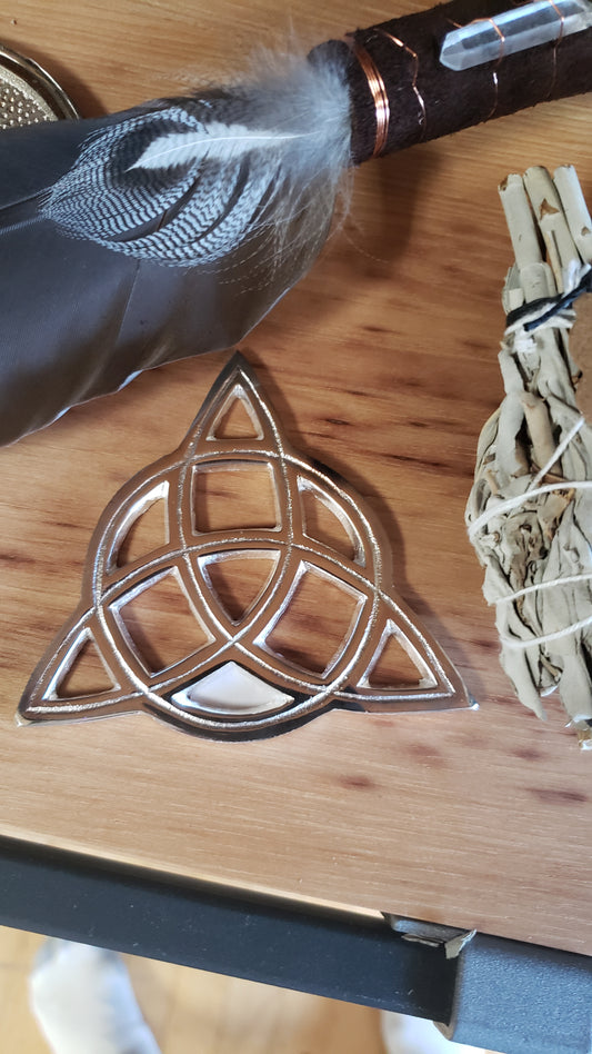 Triquetra Open Cut Altar Tile 3" - Tree Of Life Shoppe