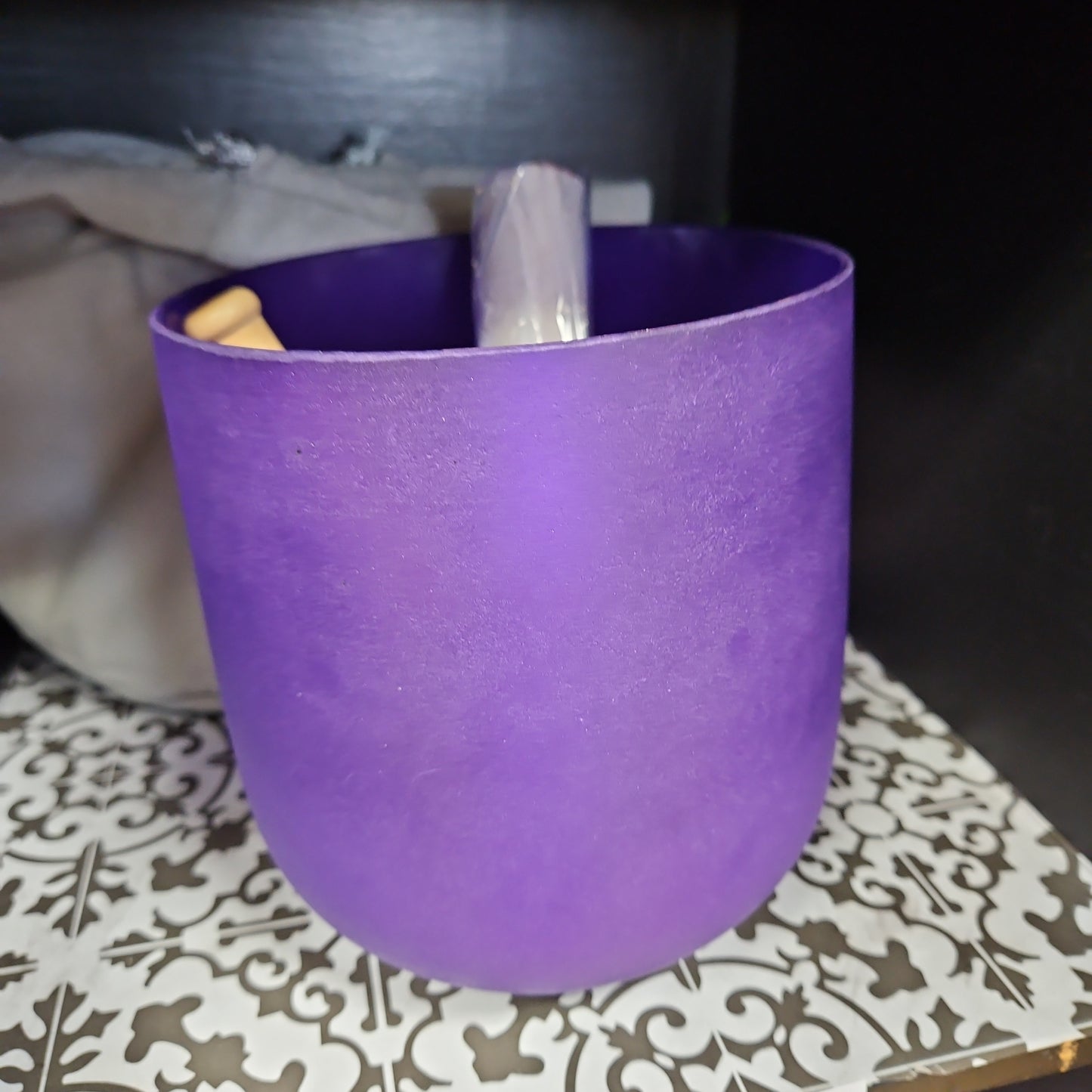 Purple Crystal Singing Bowl with Carrying Case - Note B (432)