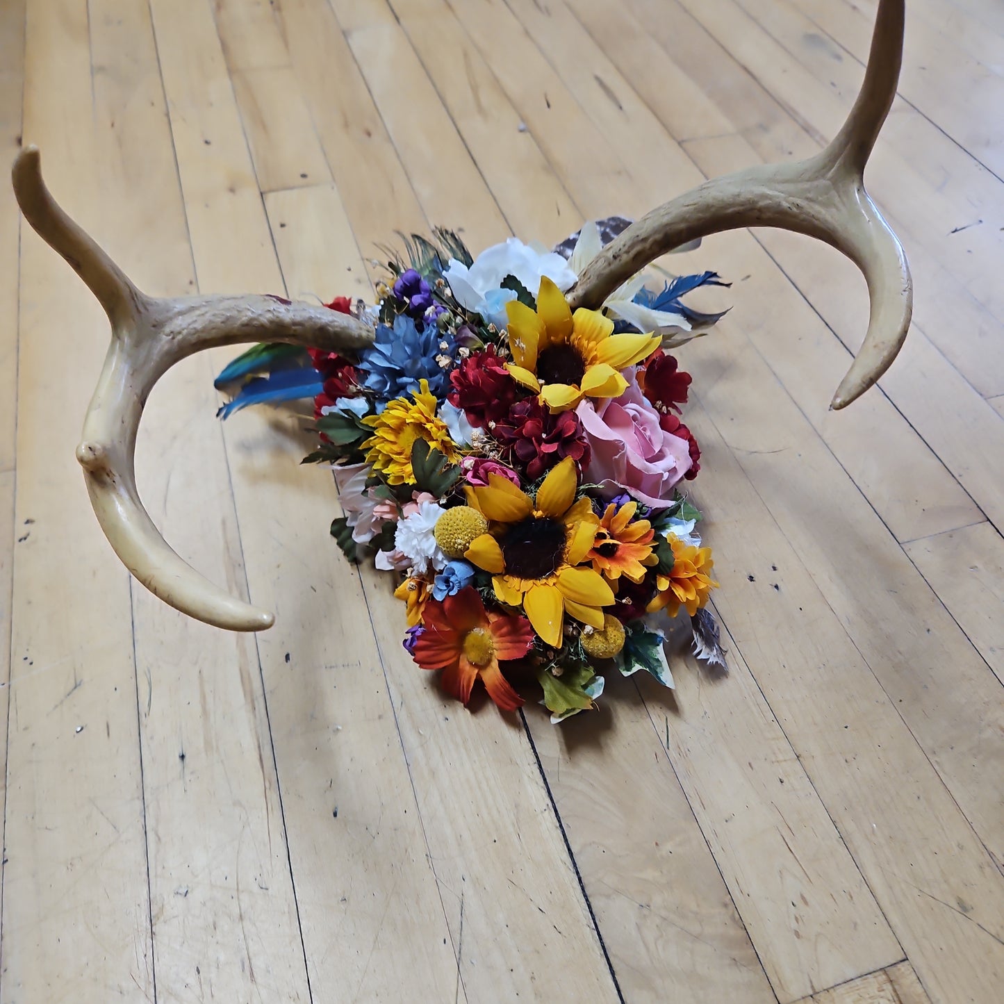 Boho Deer Rack & Flowers