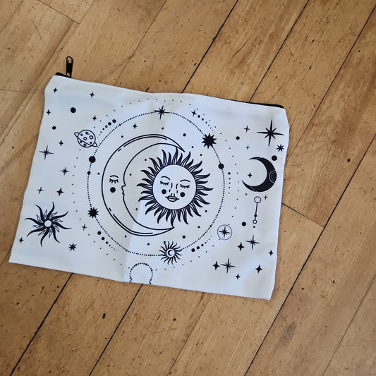 Zippered Tarot Bags - Celtic Sun and Moon (White)