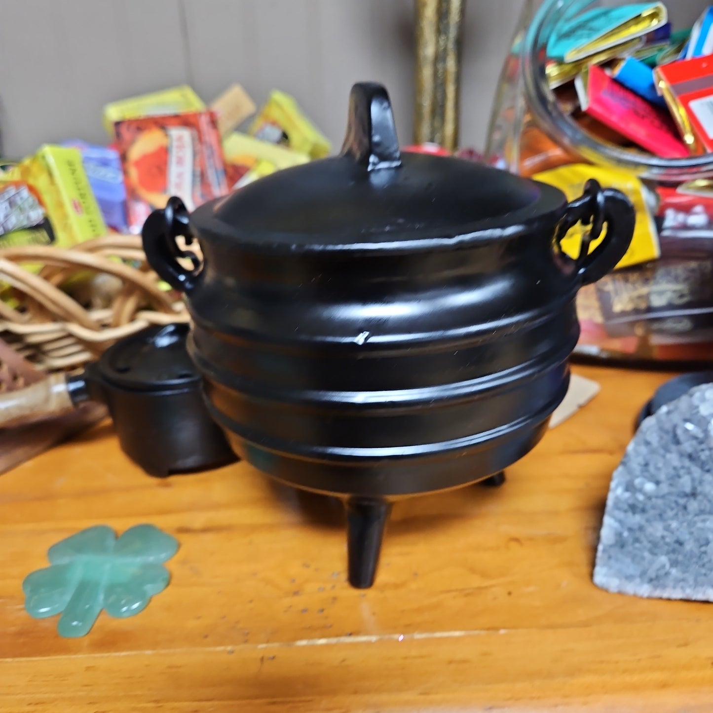 Pot Belly Cast Iron Cauldron with lid 4 1/2" tall