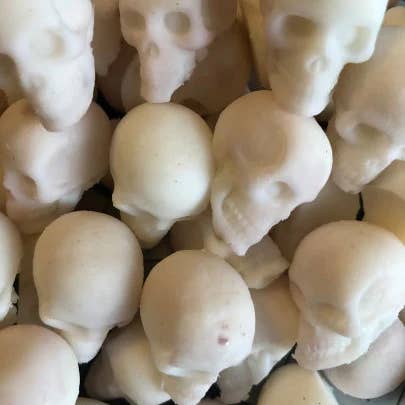 Mini wax skull tarts