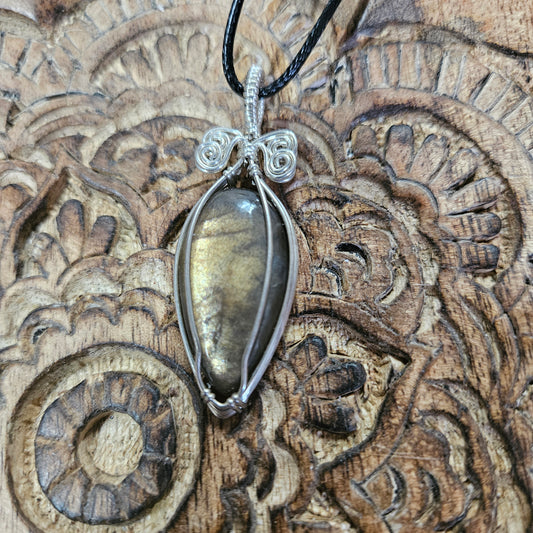 Sterling Silver Wire Wrap Golden Sheen Labradorite - Benefits Save the Strays Schuylkill