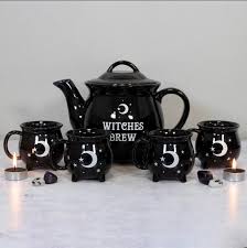 Witches Brew Ceramic Cauldron Tea Set - Tea Pot and Cauldron Mugs