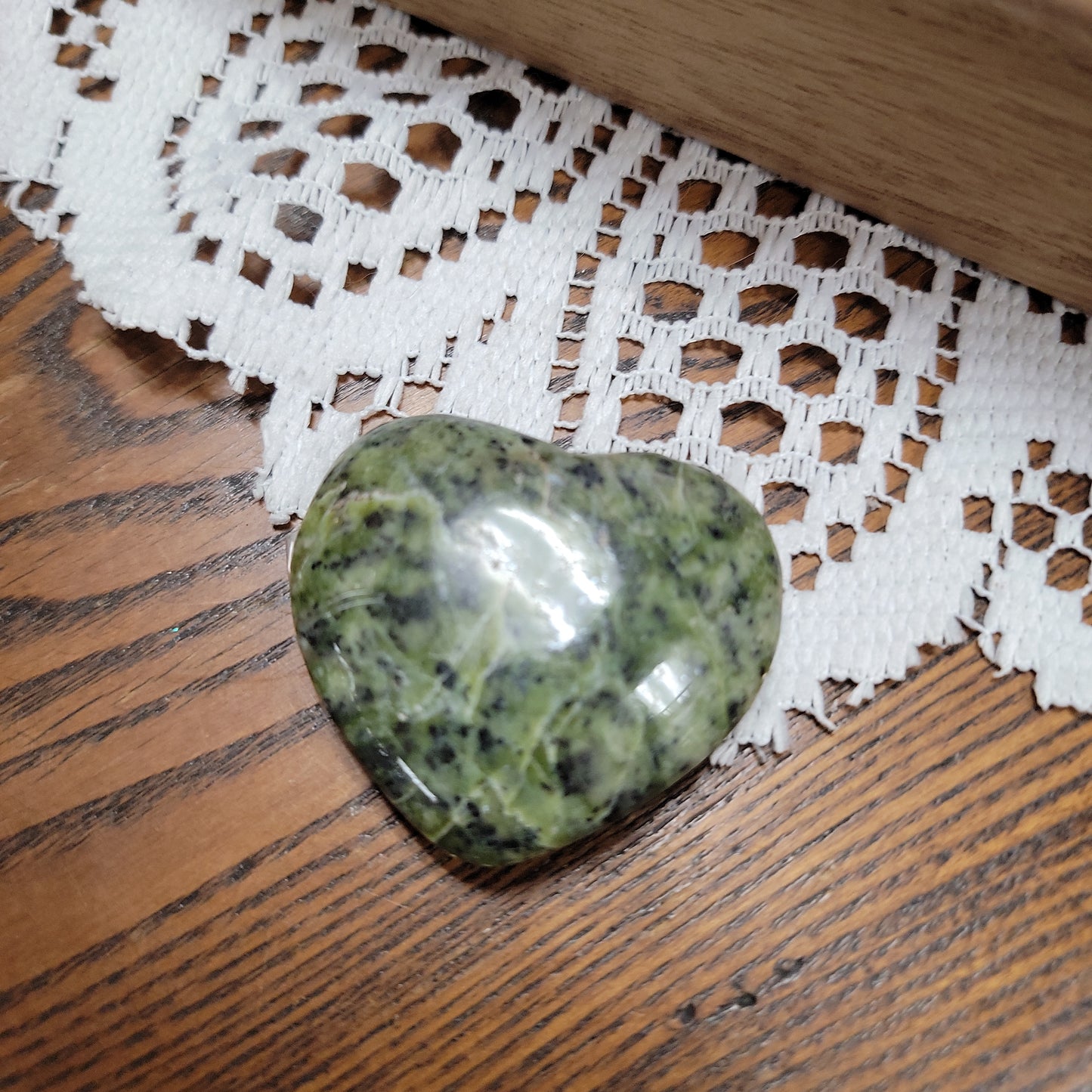 Tremolite Carved Puffy Hearts