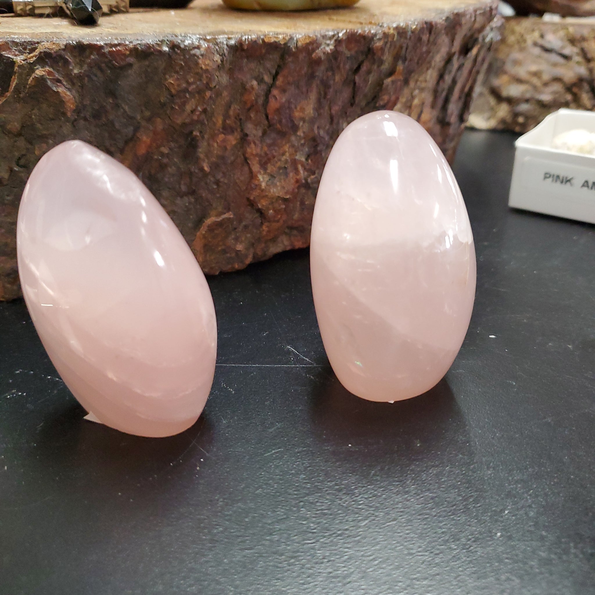 Rose Quartz Free Form, Polished