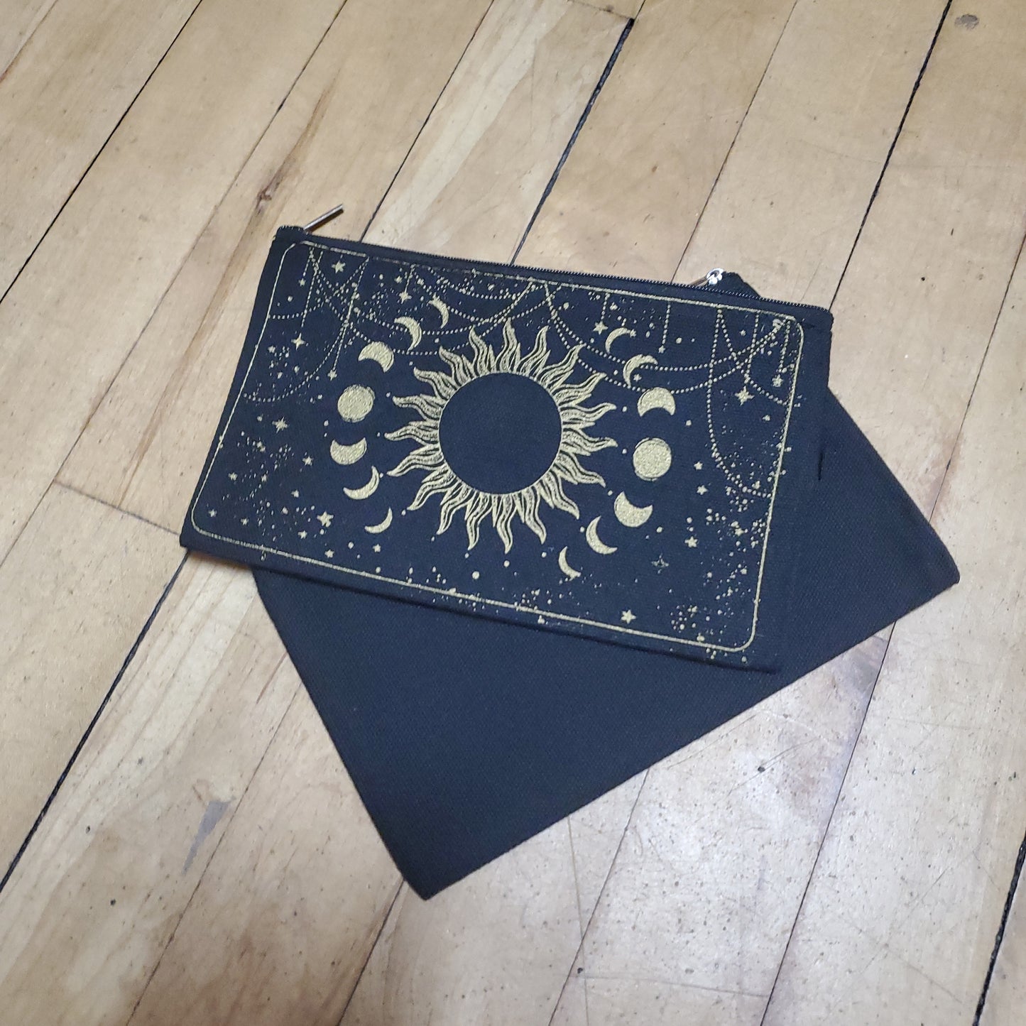 Zippered Tarot Bags - Celtic Sun and Zodiacs (Black)