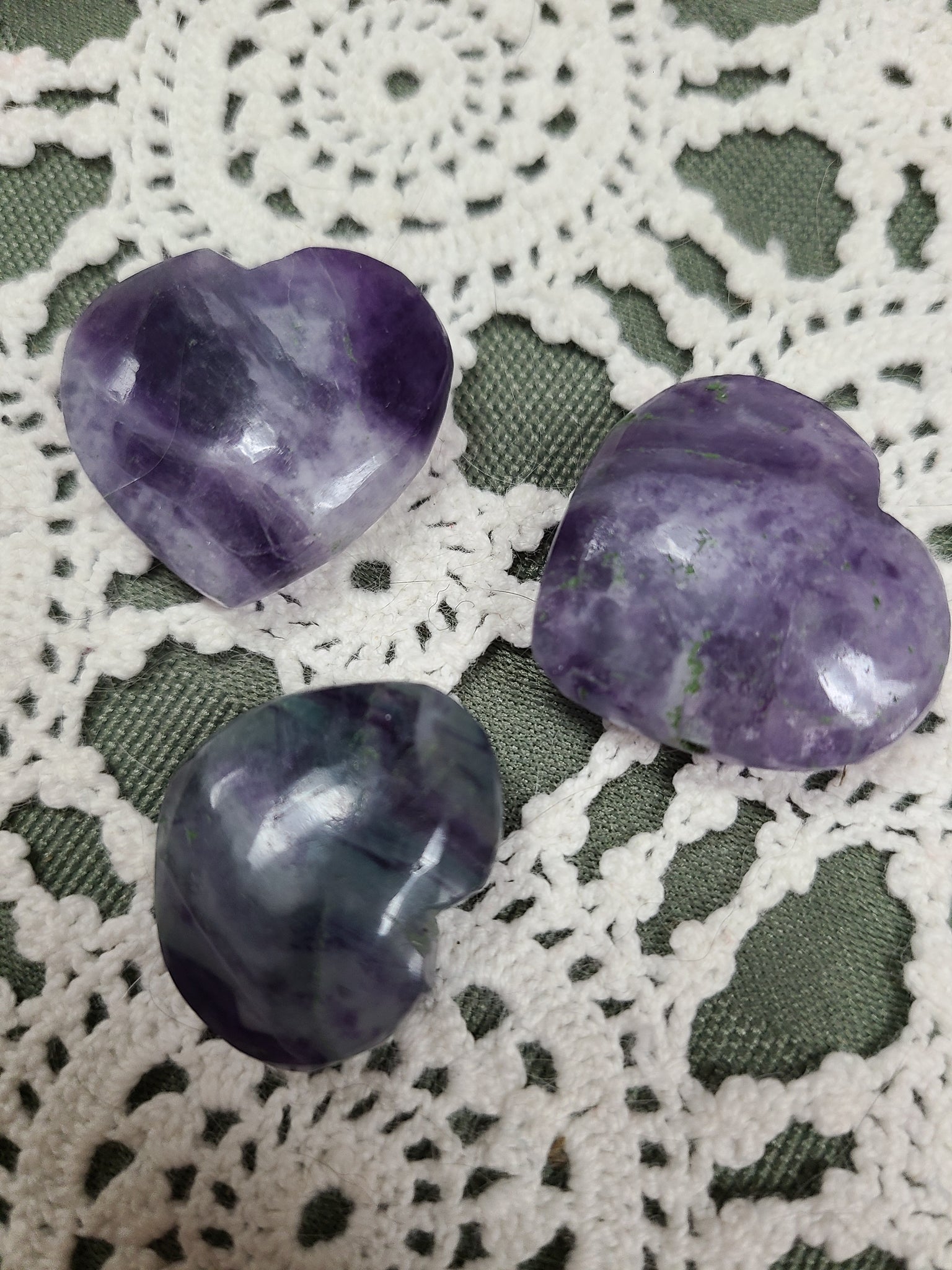 Gemstone Carved Hearts 25-30mm