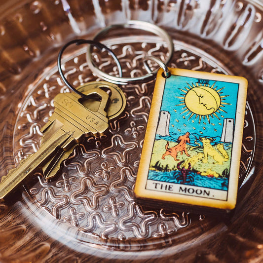 Tarot Card - The Moon Key Holder