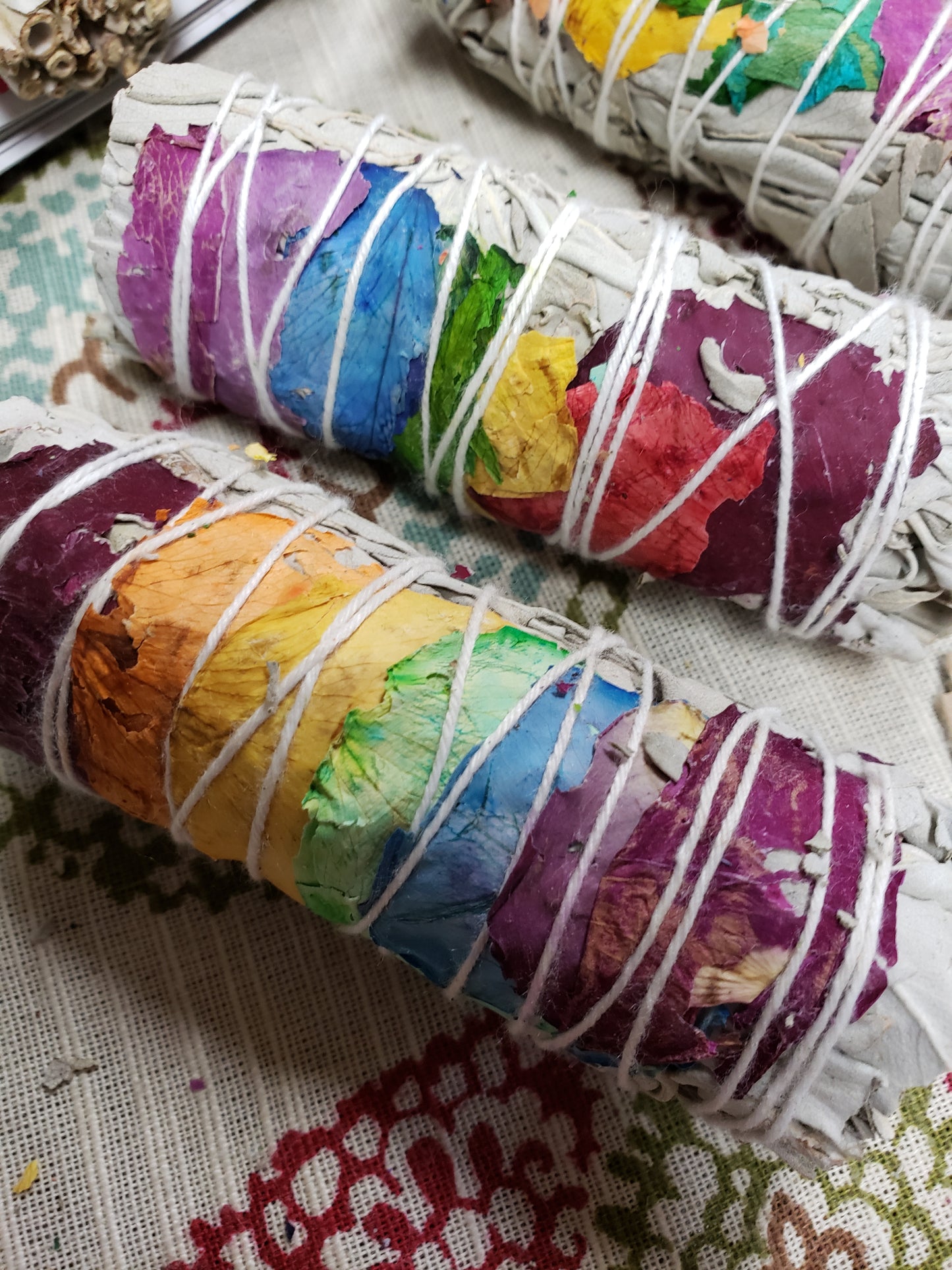 Chakra Sage Smudge Sticks - Tree Of Life Shoppe