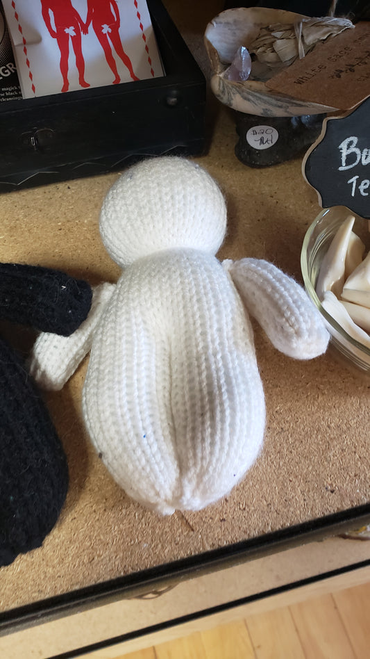 White Knit Poppet - Tree Of Life Shoppe
