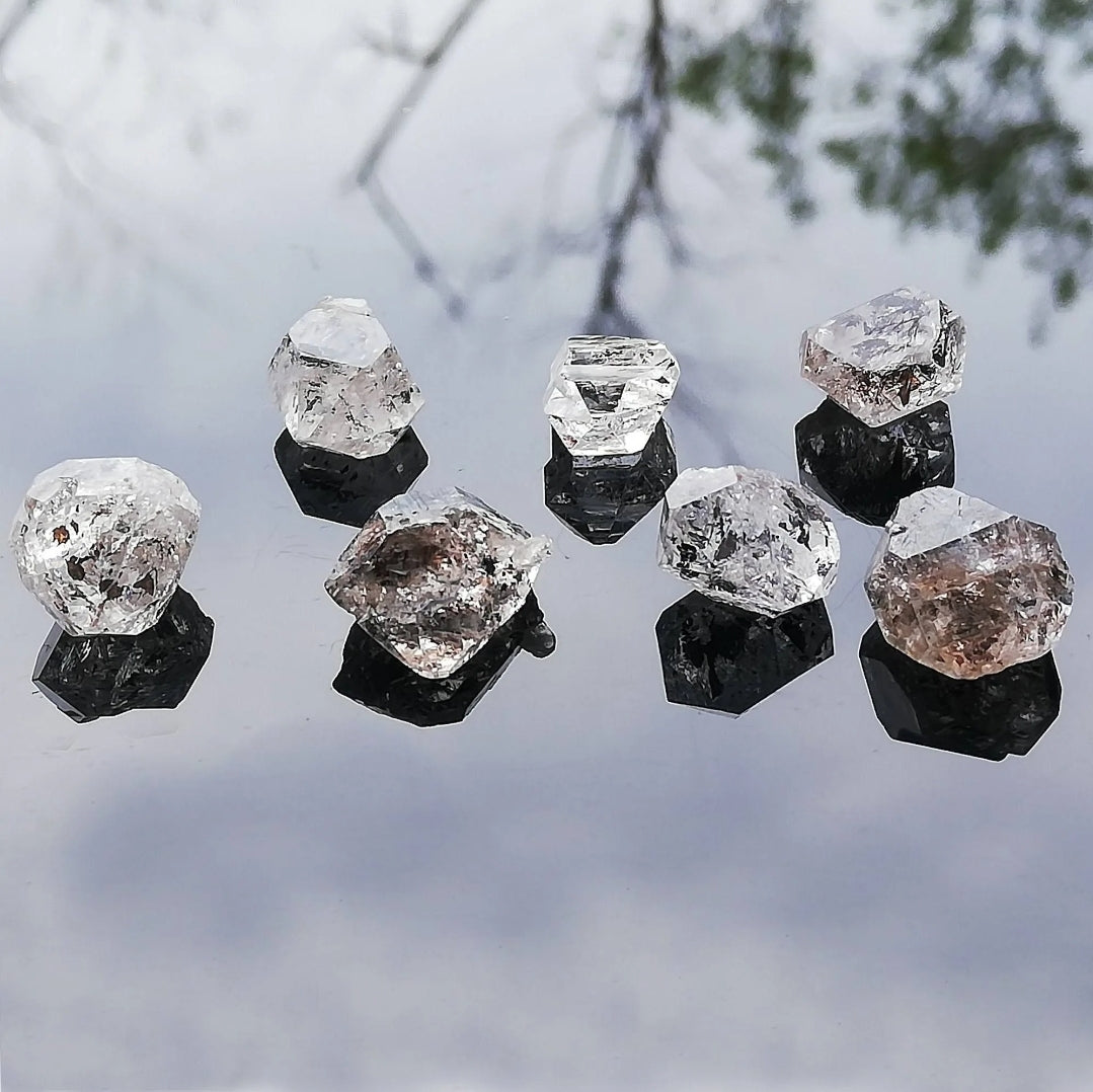 Pakistan Diamond / Petroleum Herkimer Quartz