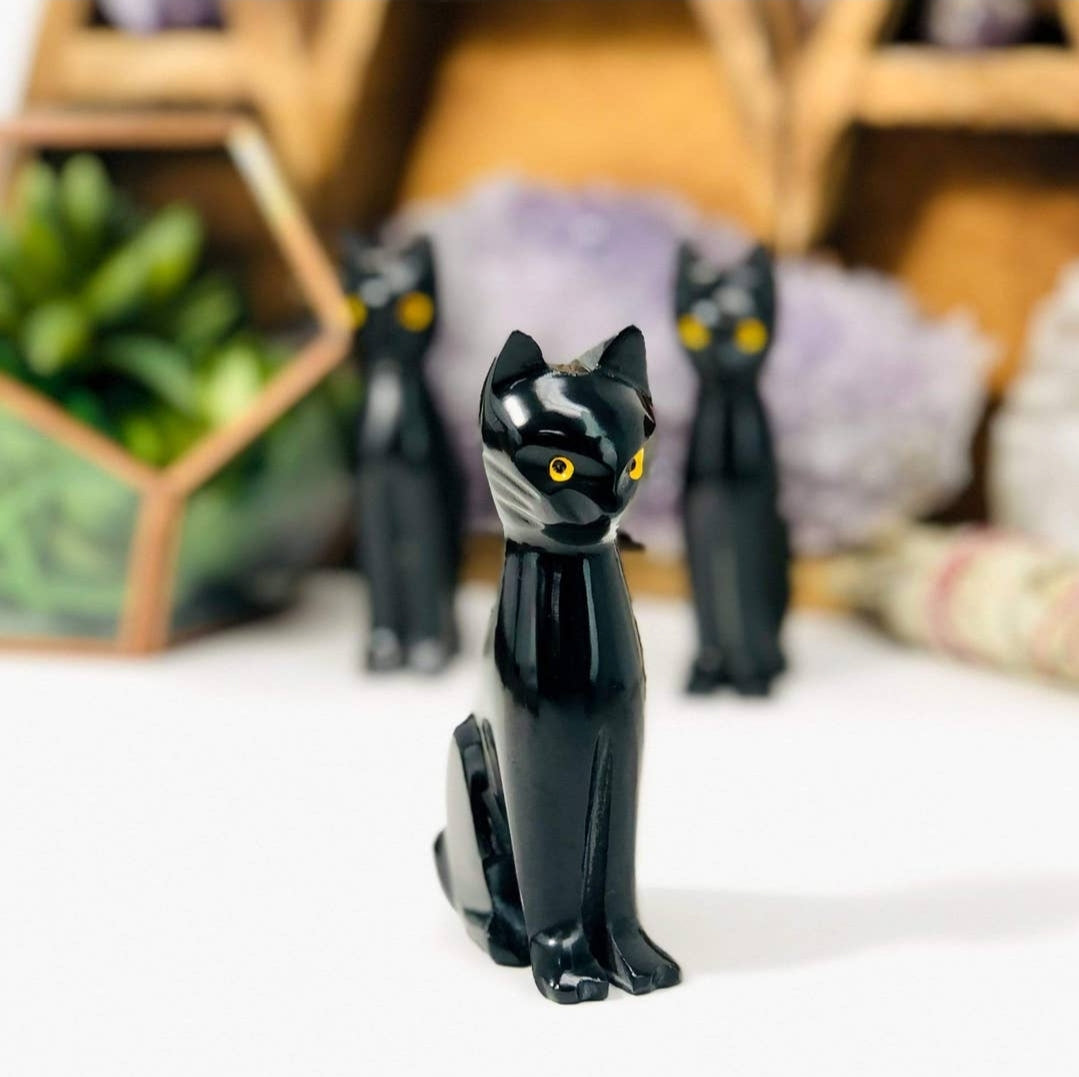 Black Onyx Carved Cat 4"
