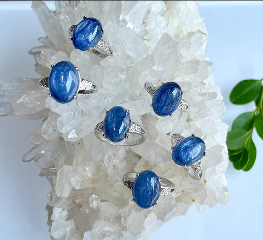 Natural Blue Kyanite White Bronze Ring