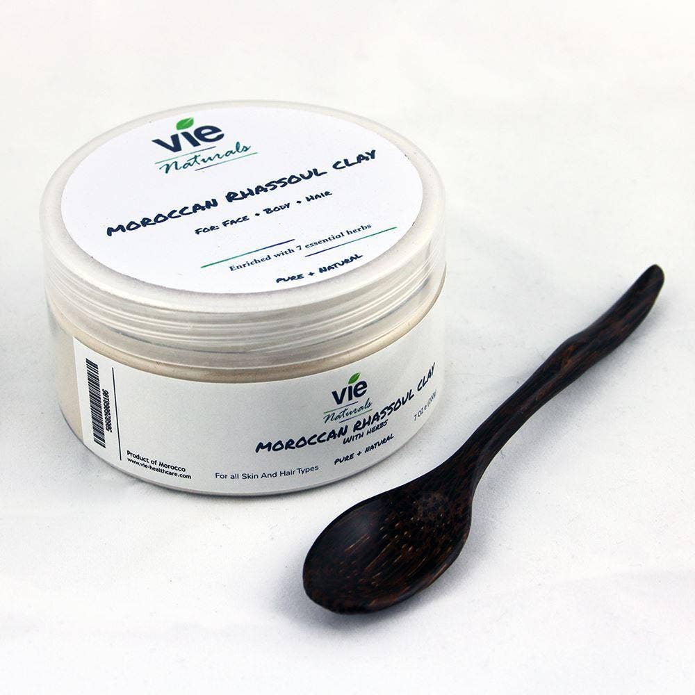Vie Naturals Moroccan Hammam Rhassoul with a Coconut Spoon