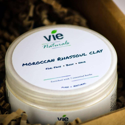 Vie Naturals Moroccan Hammam Rhassoul with a Coconut Spoon