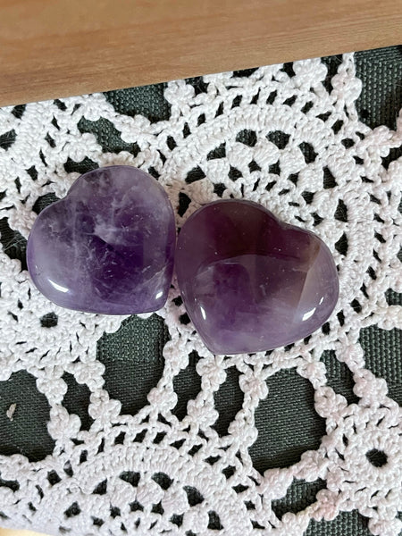 Gemstone Carved Hearts 25-30mm